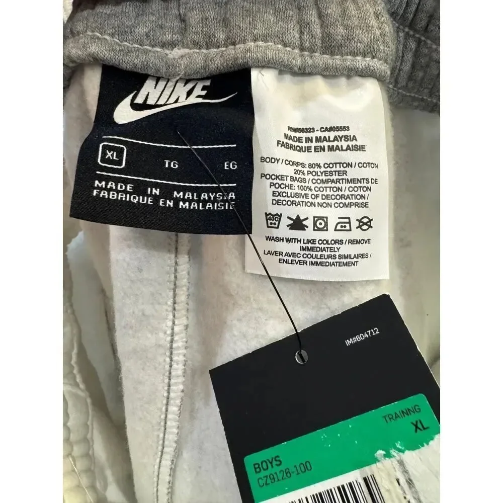 New Nike Youth Kids CZ9126-100 Knit Pockets Shorts XL Spellout Training